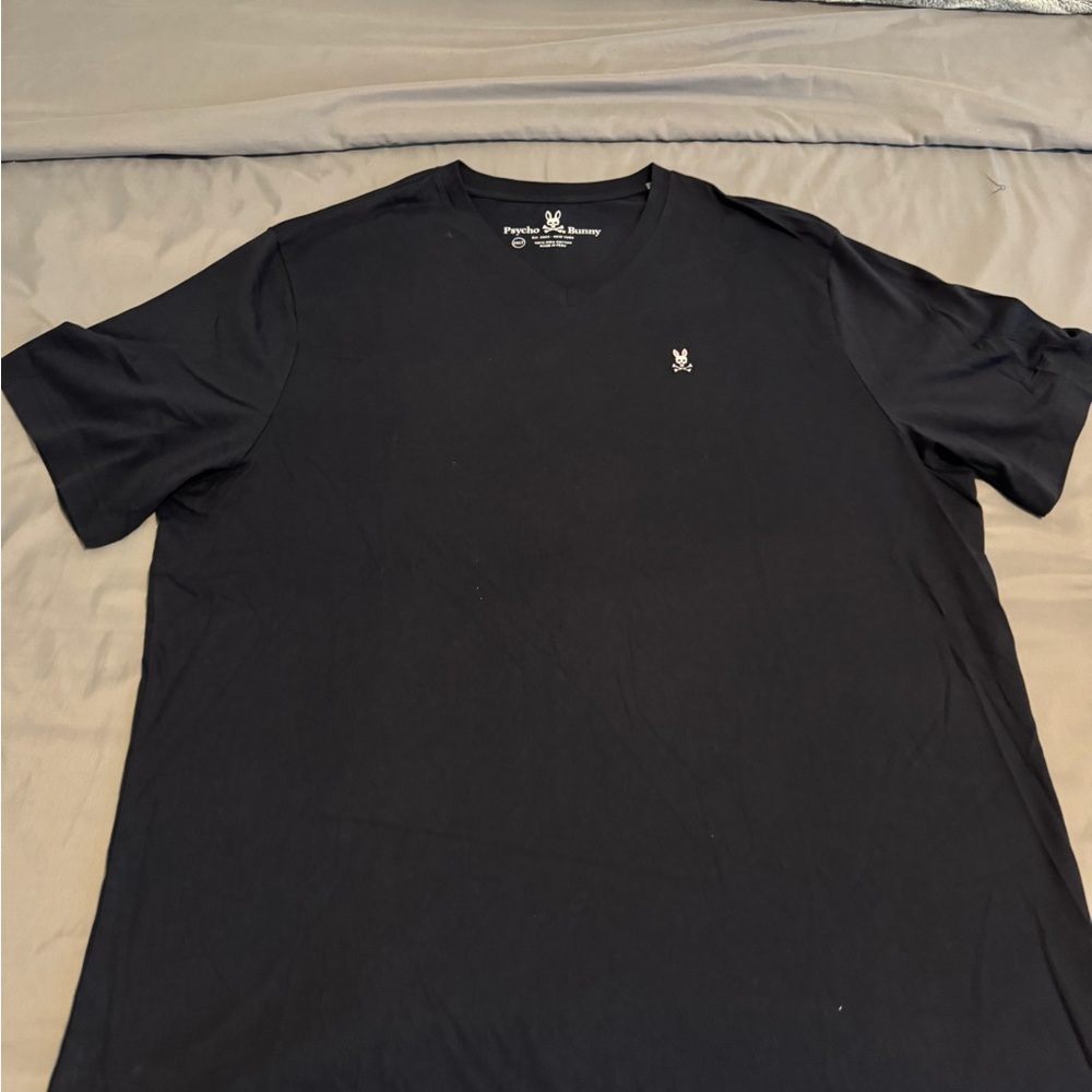 Men’s V-neck